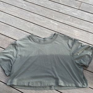 lululemon all yours cropped tee size 2
